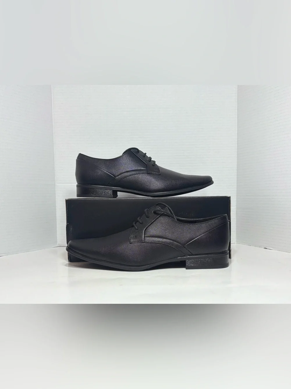 Calvin Klein Men's Black Lace-Up Oxford Dress Shoes size 9.5